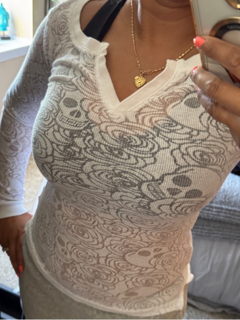 Derek Heart White Bunout Floral with Skulls Long Sleeve Top